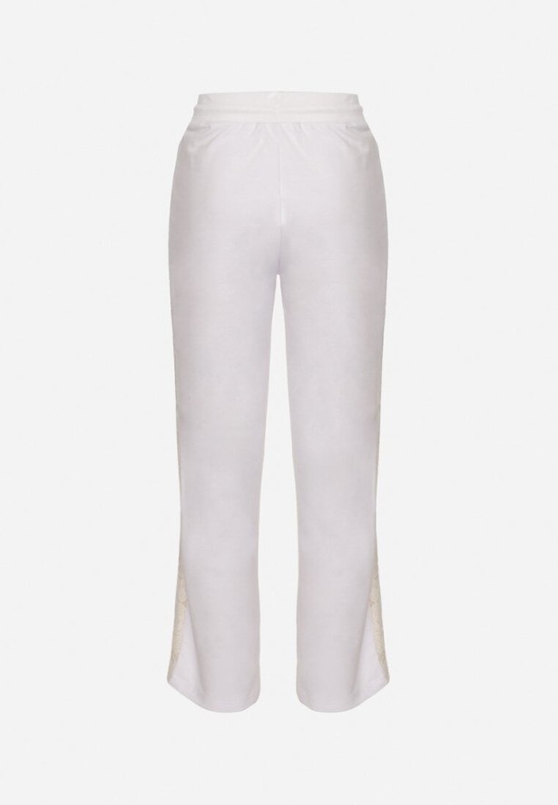 Białe Spodnie Dresowe z Bawełną i Wysokim Stanem Ozdobione Koronką Evarose