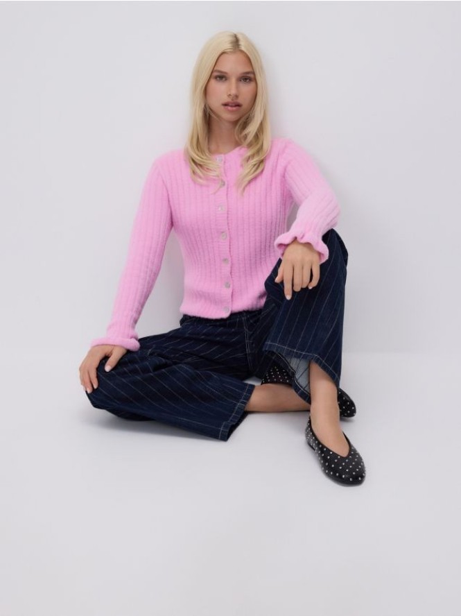Prążkowany kardigan - różowy