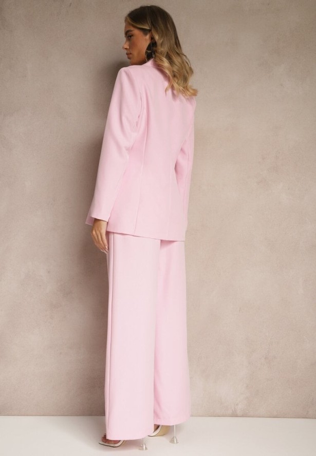 Jasnoróżowy Garnitur Spodnie i Marynarka z Usztywnionymi Ramionami Sonavienna
