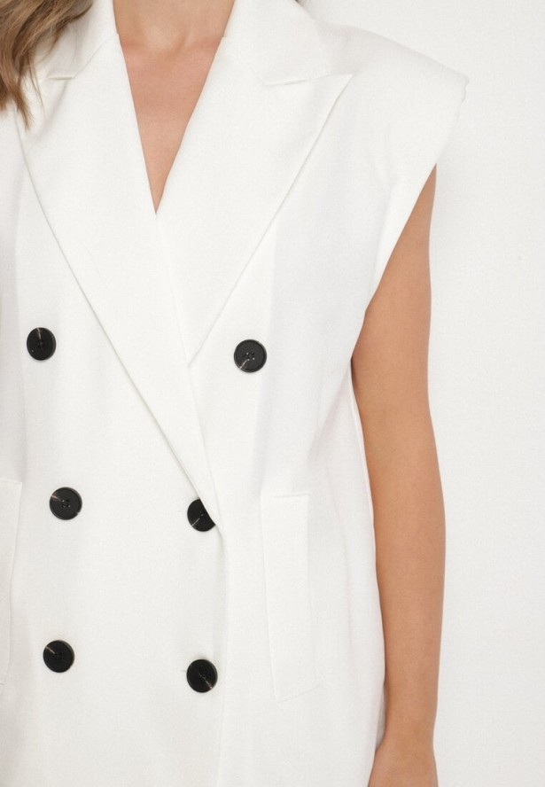 Biała Kamizelka Garniturowa z Usztywnionymi Ramionami Ellavessa