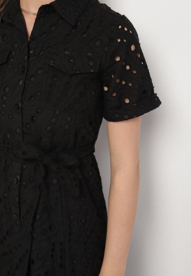 Czarna Koszulowa Sukienka Haftowana z Paskiem Rinessa