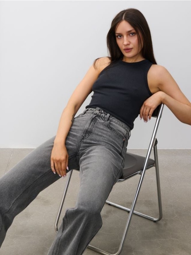 Jeansy wide leg z wysokim stanem - szary