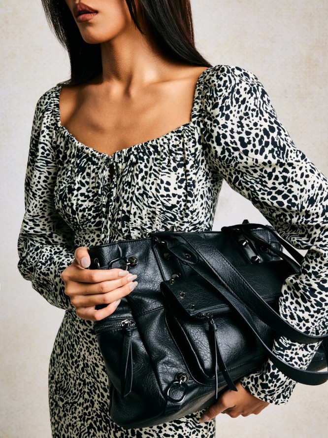 Torebka damska do ręki z dodatkowym paskiem czarna Vitea 906