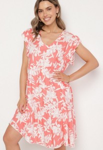 Różowa Bawełniana Sukienka o Rozkloszowanym Kroju w Kwiaty Libella