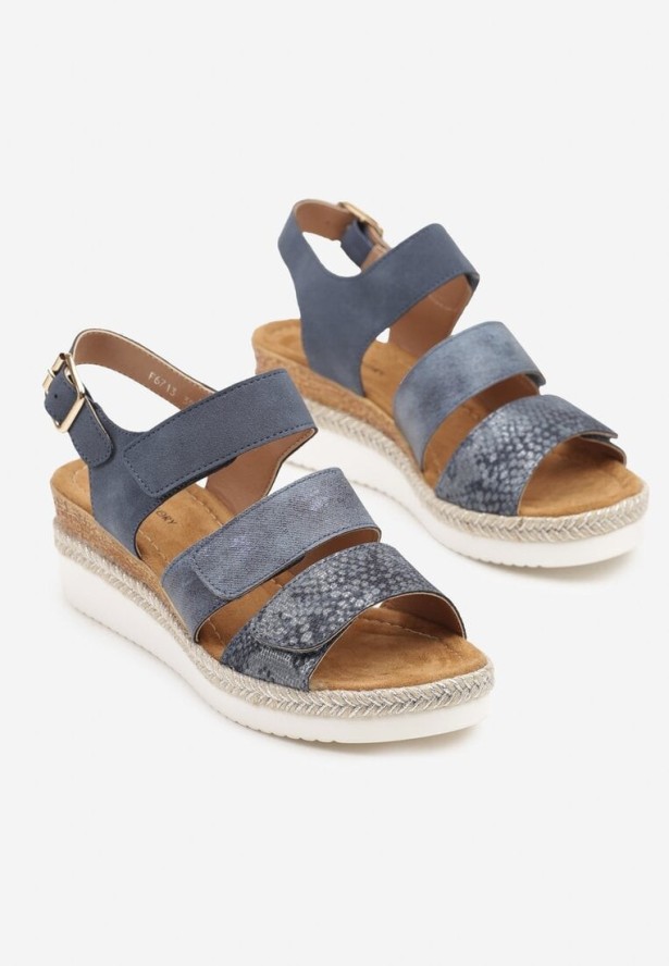 Niebieskie Sandały z Plecionym Paskiem na Koturnie i Paskami na Rzepy Adarila