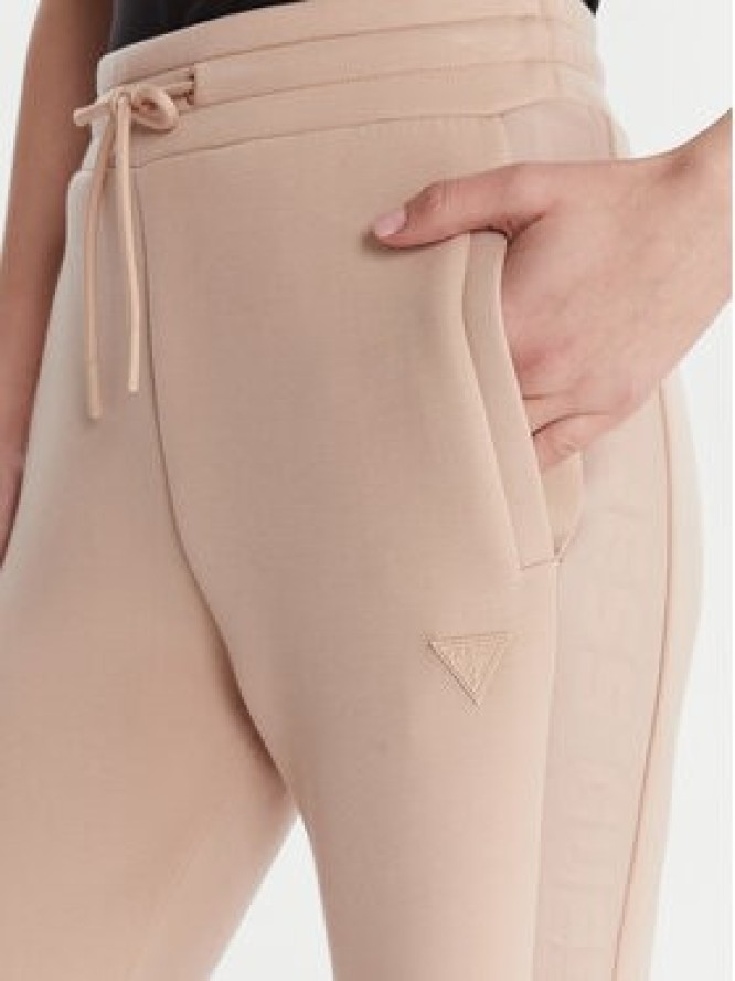 Guess Spodnie dresowe V3RB21 K7UW2 Beżowy Regular Fit