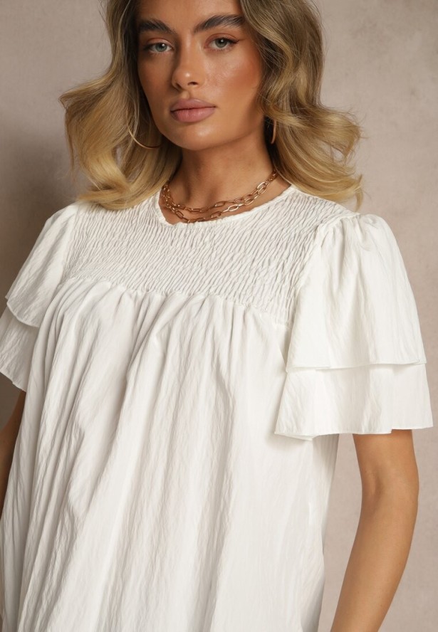 Biała Trapezowa Bluzka z Wiskozą Zdobiona Falbankami i Elastyczną Wstawką Mirlimi