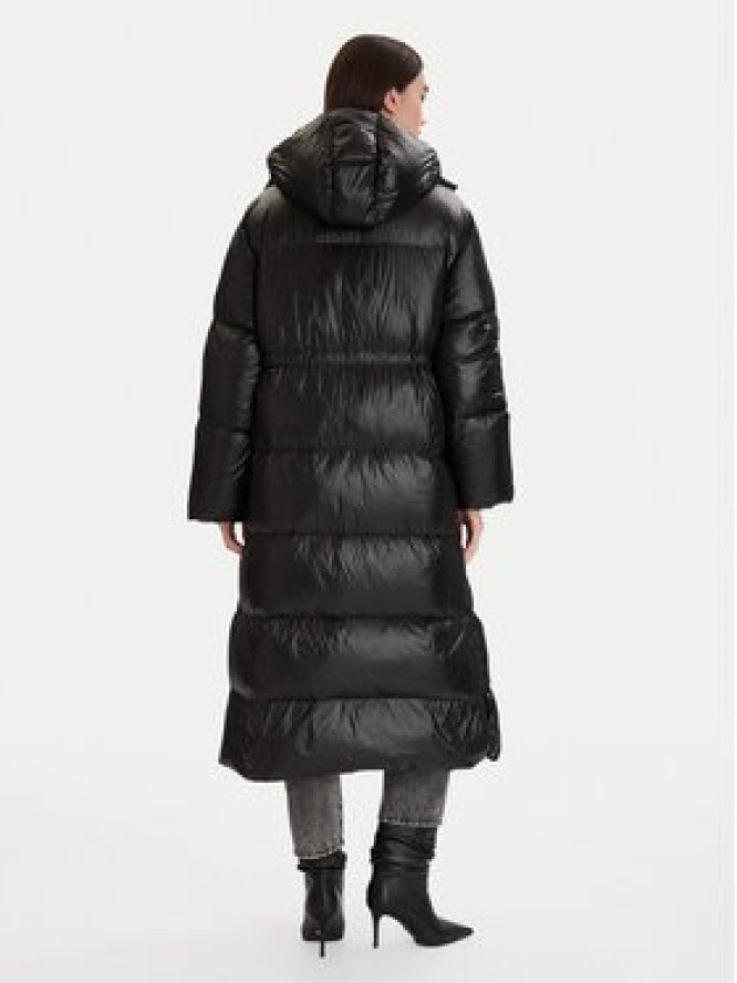 ViCOLO Kurtka puchowa TF0086 Czarny Regular Fit