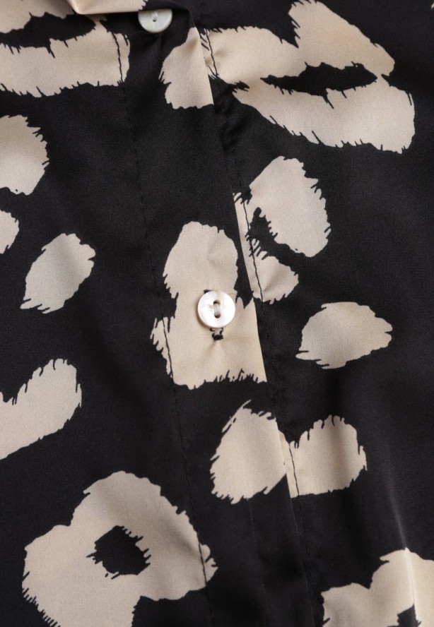 Czarna Koszula w Cętki z Kołnierzykiem Emeili