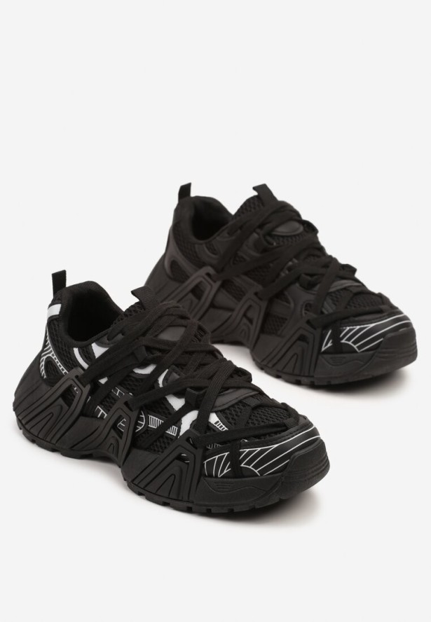 Czarne Sneakersy Ozdobione Geometrycznym Motywem Pollines