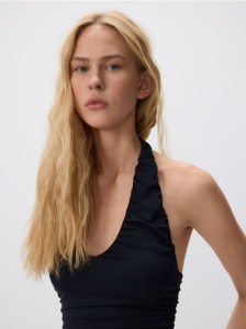 Top z marszczeniami - czarny