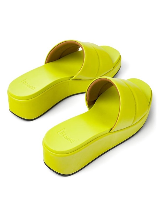 Camper Klapki w kolorze żółtym na koturnie rozmiar: 39