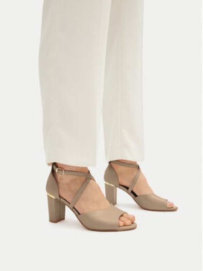 Lasocki Sandały WYL3267-7Z Beżowy