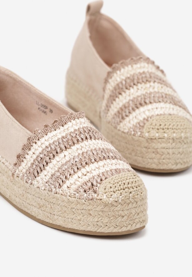Ciemnobeżowe Espadryle na Platformie Ozdobione Plecionką w Stylu Boho Lelisse
