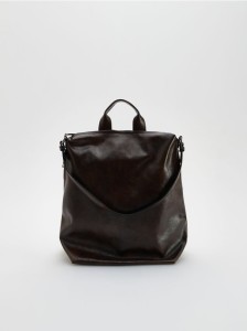 Plecak z imitacji skóry - brązowy