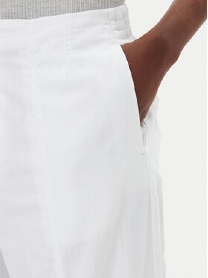 Calvin Klein Jeans Spodnie materiałowe J20J225340 Biały Relaxed Fit