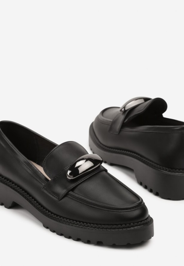 Czarne Mokasyny Vices ze Skórzaną Wkładką i Metaliczną Ozdobą Anlee