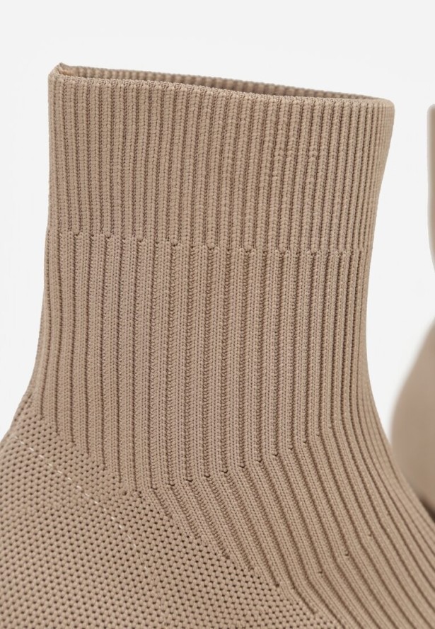 Ciemnobeżowe Botki z Elastyczną Cholewką za Kostkę na Geometrycznym Słupku Amori