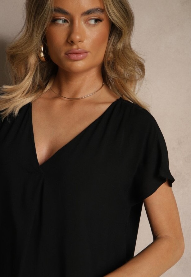 Czarna Nietoperzowa Bluzka z Wiskozy Zdobiona Zakładką Paslitia