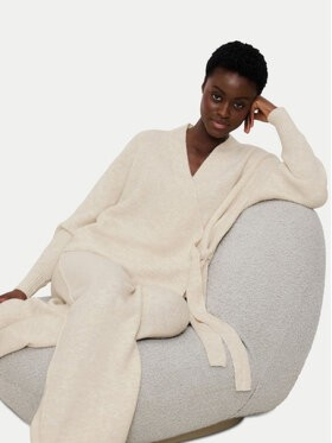 Triumph Kardigan Amourette Cozy 10225069 Écru Relaxed Fit