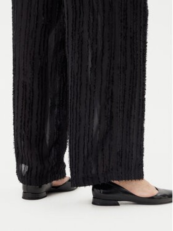 Pieces Spodnie materiałowe Tobine 17157928 Czarny Regular Fit