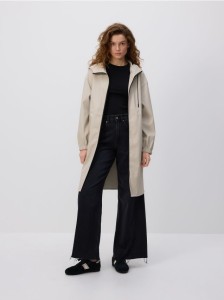 Kurtka z kapturem - beżowy