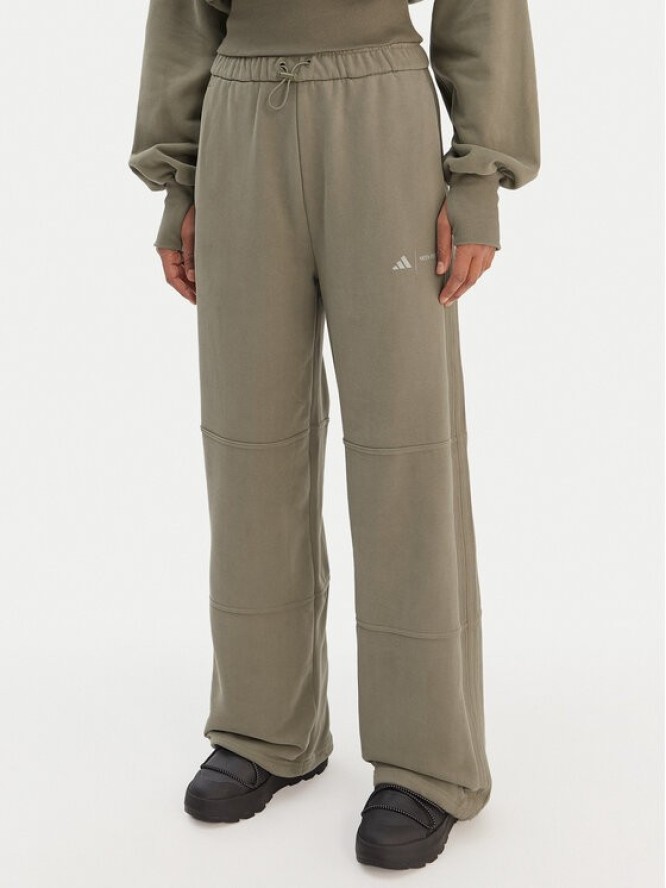 adidas Spodnie dresowe JM1099 Zielony Regular Fit