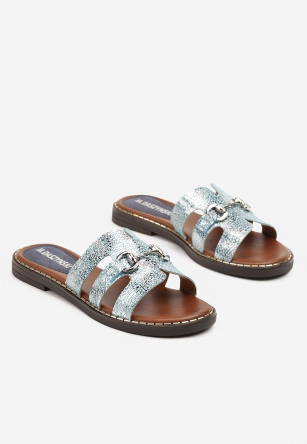 Niebieskie Klapki Ozdobione Wycięciami i Klamrą Arivian