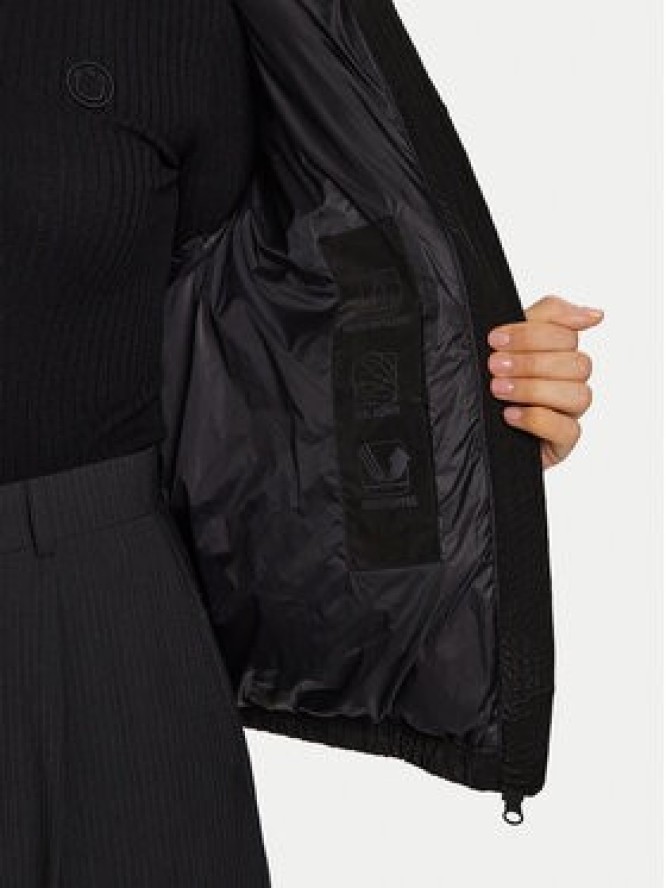 Bomboogie Kurtka puchowa Riga JW8139TGLP5 Czarny Regular Fit