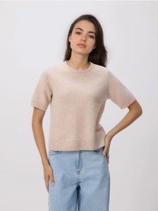 Wełniany sweter - beżowy