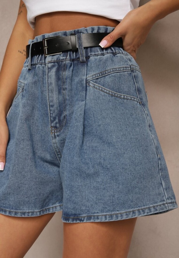 Niebieskie Szorty Jeansowe z Gumką w Talii i Paskiem Zdobione Przeszyciami Alanissa