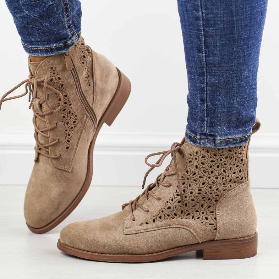 Beżowe wiosenne zamszowe ażurowe botki damskie S.Barski 136