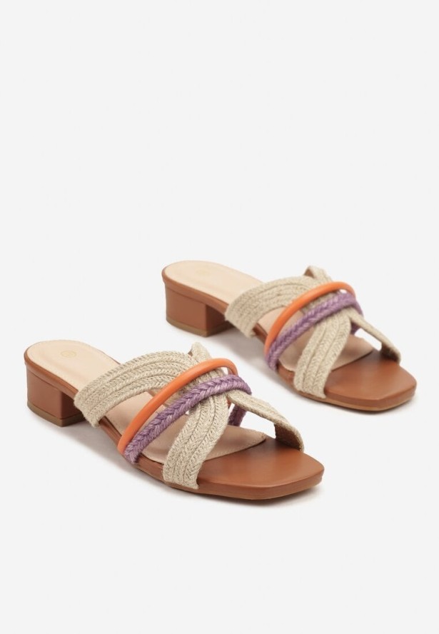 Brązowe Klapki na Obcasie z Plecionymi Paskami Sonalithis