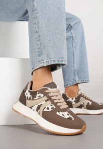 Brązowo-Białe Sneakersy z Geometrycznym Wzorem i Printem w Łaty Velwettia
