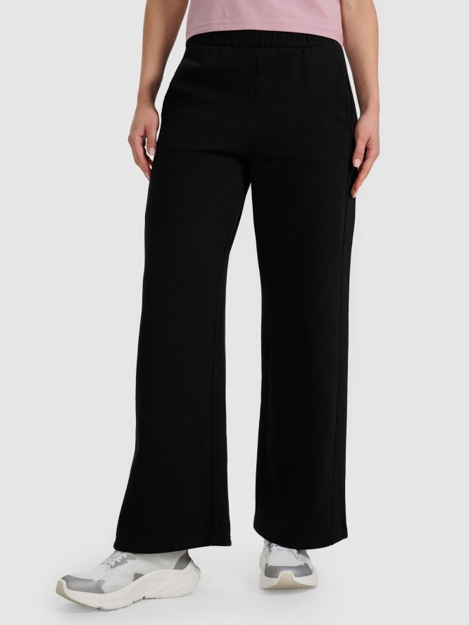 4F Spodnie dresowe z szerokimi nogawkami damskie - czarne L