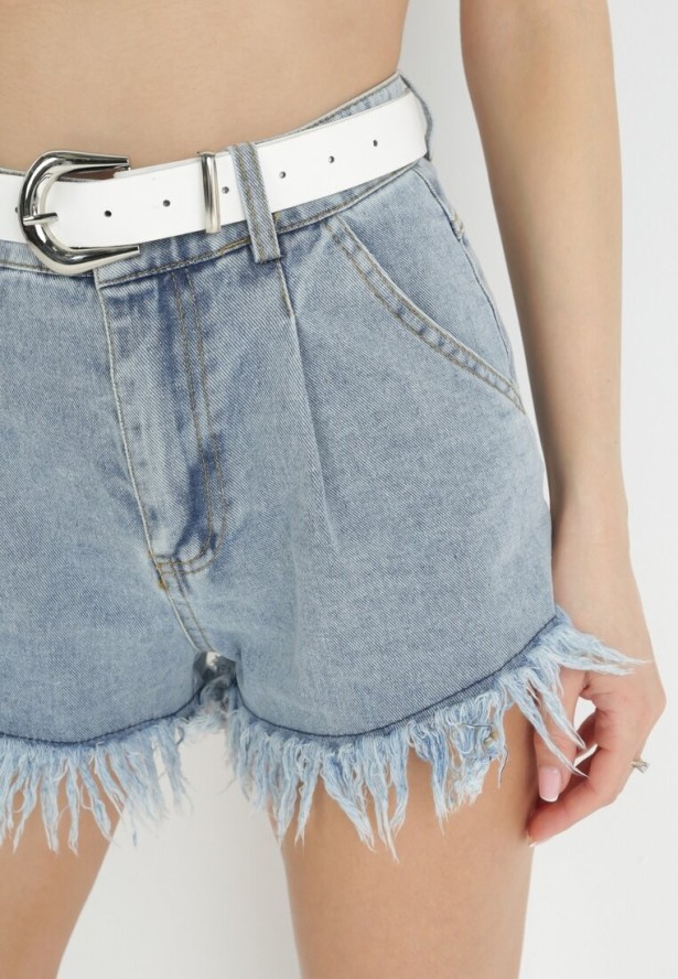 Niebieskie Jeansowe Szorty z Postrzępionymi Nogawkami i Dodatkowym Paskiem Oniduoia