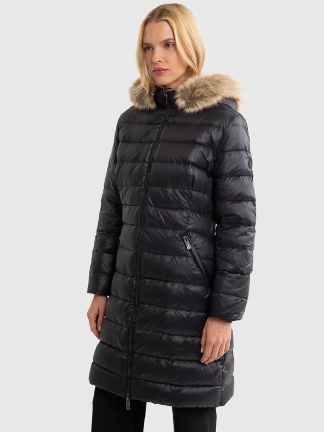 Płaszcz damski puchowy pikowany czarny Rosabel 906