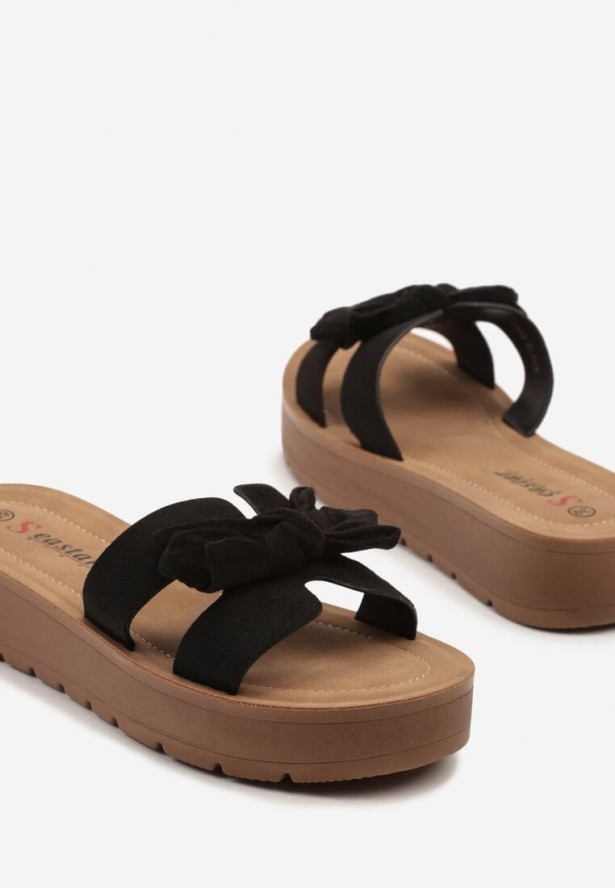 Czarne Klapki na Niskiej Platformie z Kokardką Ravirise