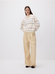 Sweter z kołnierzykiem - wielobarwny