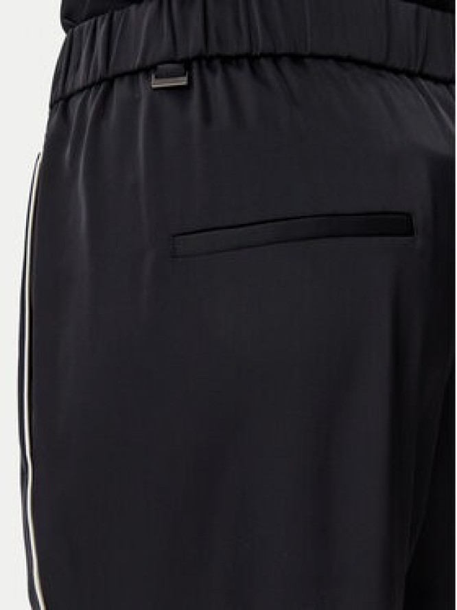 Calvin Klein Spodnie materiałowe K20K208365 Czarny Regular Fit