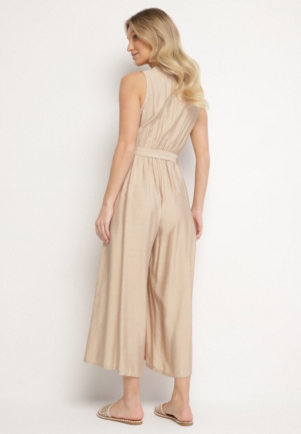 Beżowy Taliowany Kombinezon z Wiskozą i Paskiem Evithrae