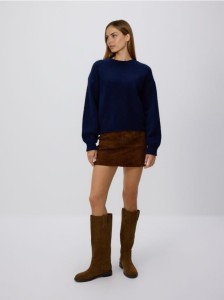 Sweter z dodatkiem wełny - granatowy