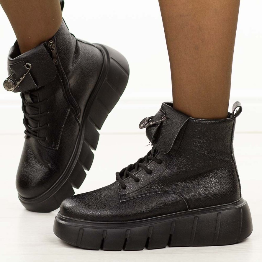 Czarne botki damskie na platformie Potocki 19333