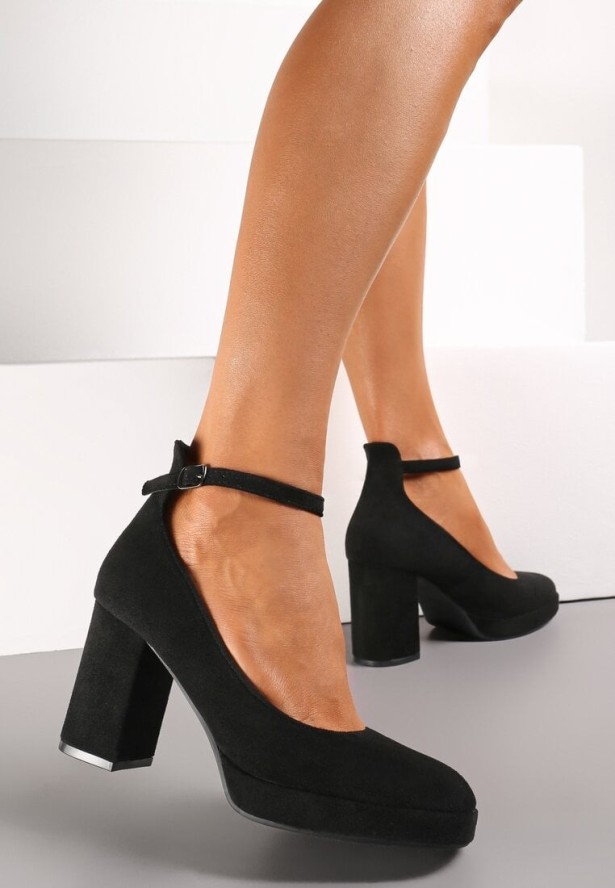 Czarne Czółenka z Imitacji Zamszu na Słupku Shilova