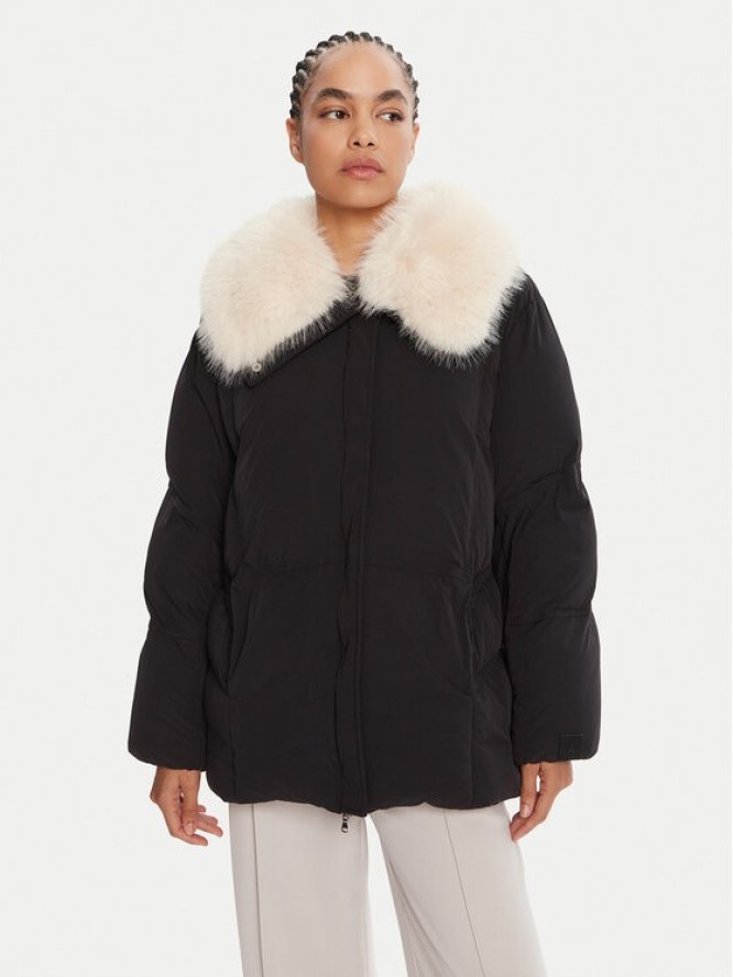 Patrizia Pepe Kurtka zimowa 8O0194 A629 Czarny Regular Fit