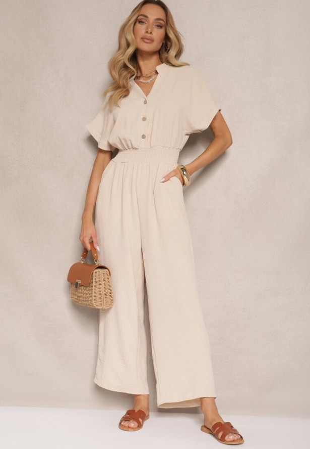 Beżowy Wiskozowy Kombinezon z Dekoltem w Serek Zapinany na Guziki Anisora