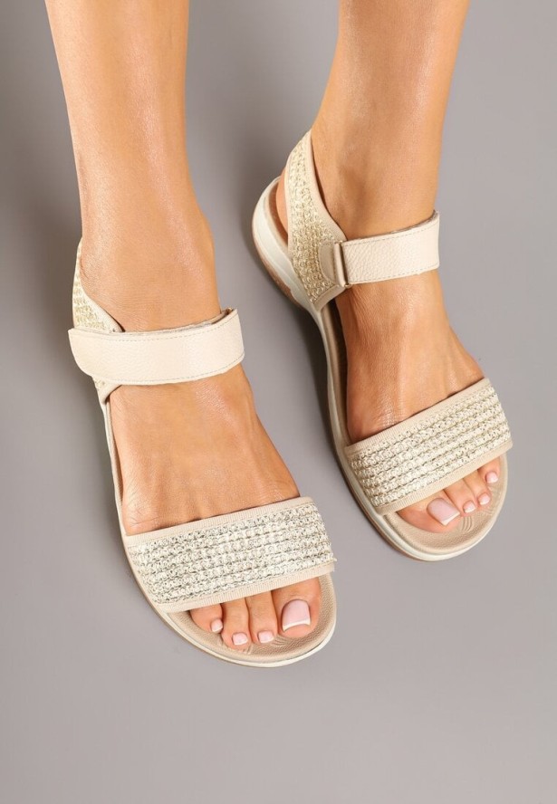 Beżowe Sandały z Plecioną Cholewką Taterria