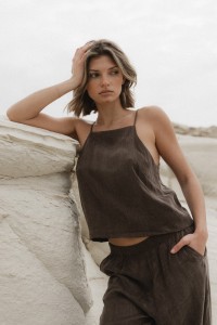 TOP ABBY CZEKOLADOWY XL - Flawless