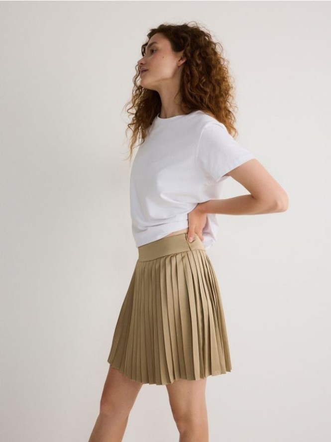 Plisowana spódnica mini - beżowy