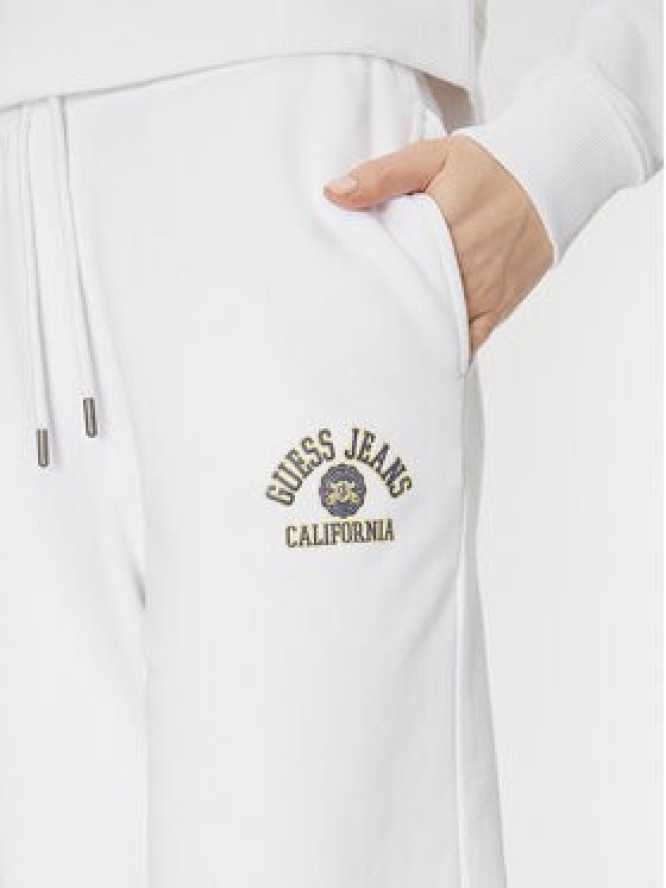 Guess Jeans Spodnie dresowe W5RB63 K68I4 Biały Regular Fit